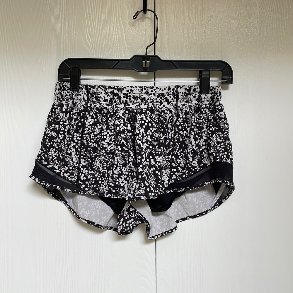 Lululemon running short